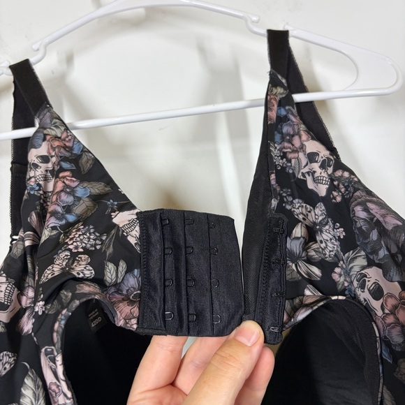 Torrid XO Plunge Push Up Bra Size 42DD - Picture 7 of 9